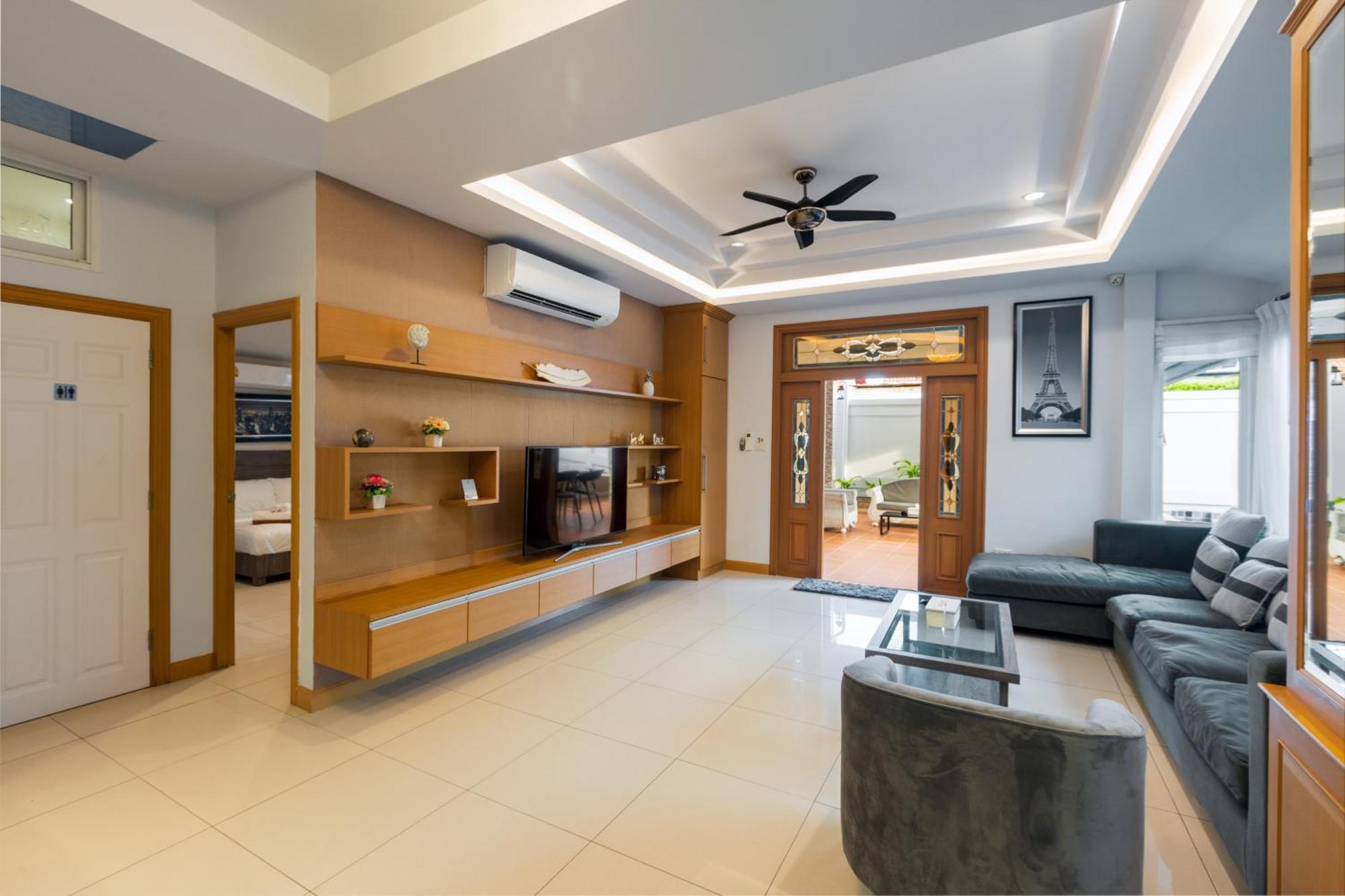 Private - Pool,sauna,snooker,bbq *