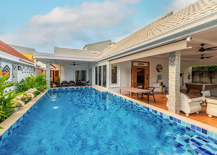 Pattaya Private Villa - Pool,Sauna,Snooker,Bbq