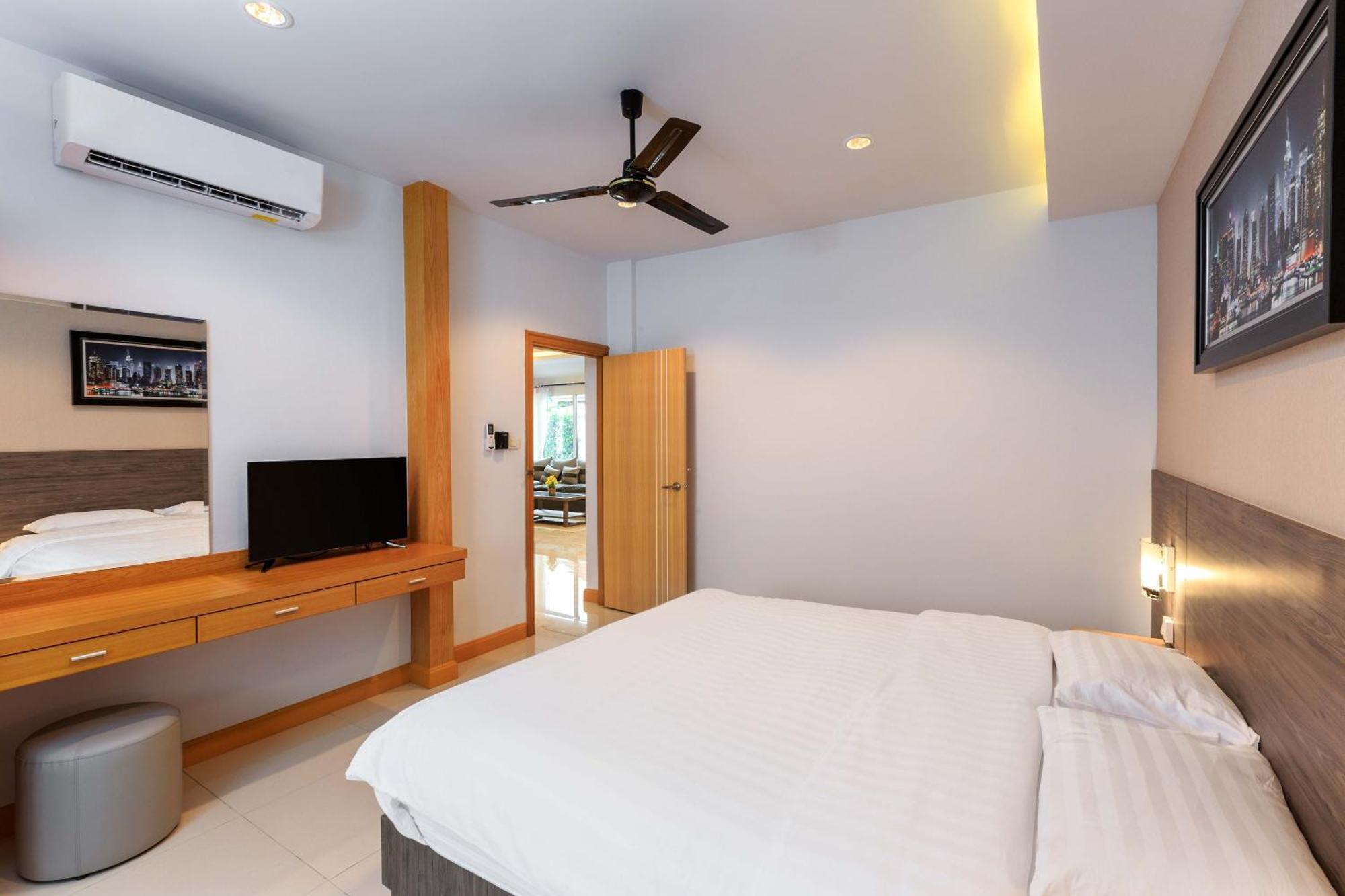 Private - Pool,sauna,snooker,bbq Villa *