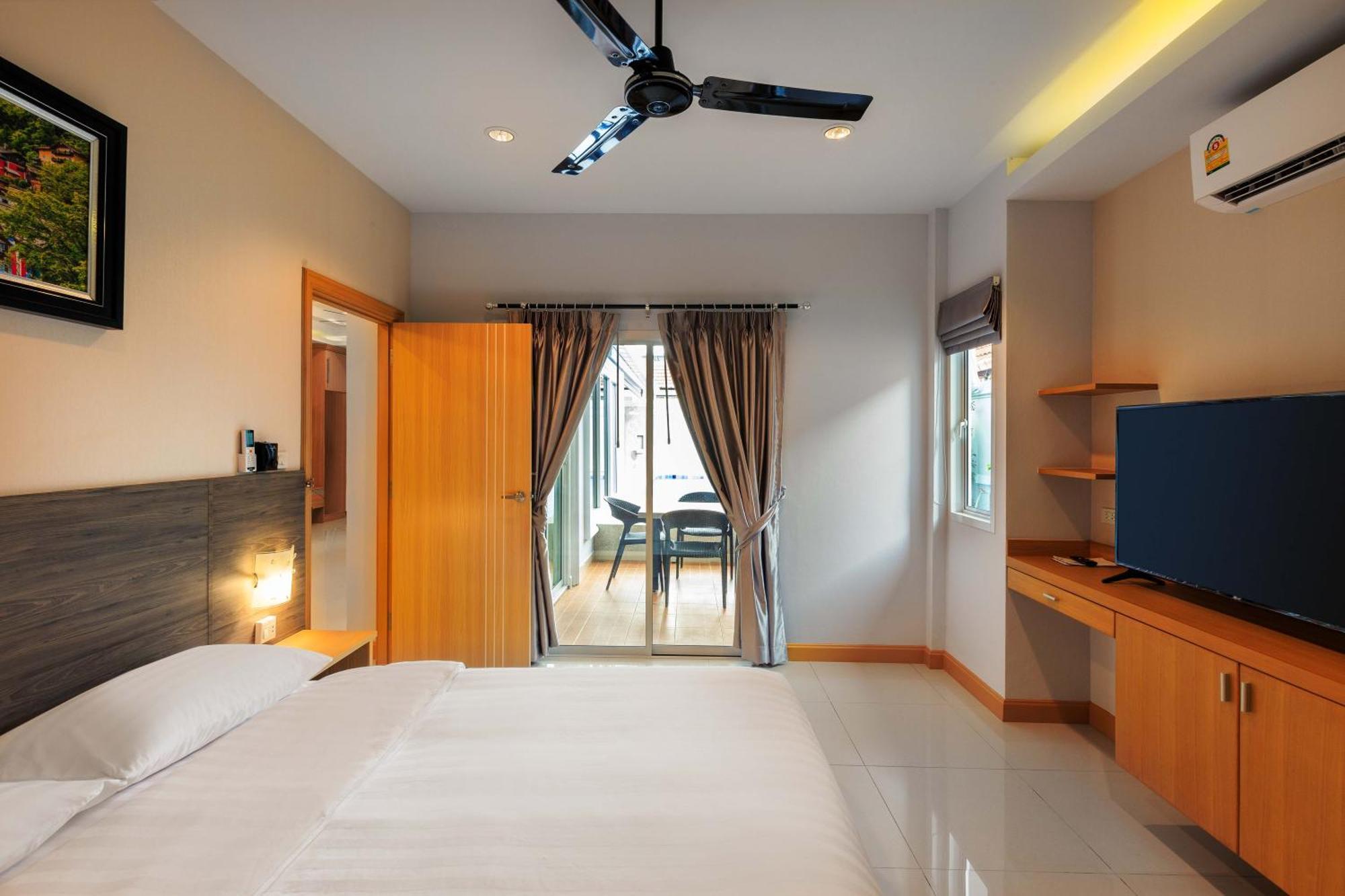 Private - Pool,sauna,snooker,bbq Villa *
